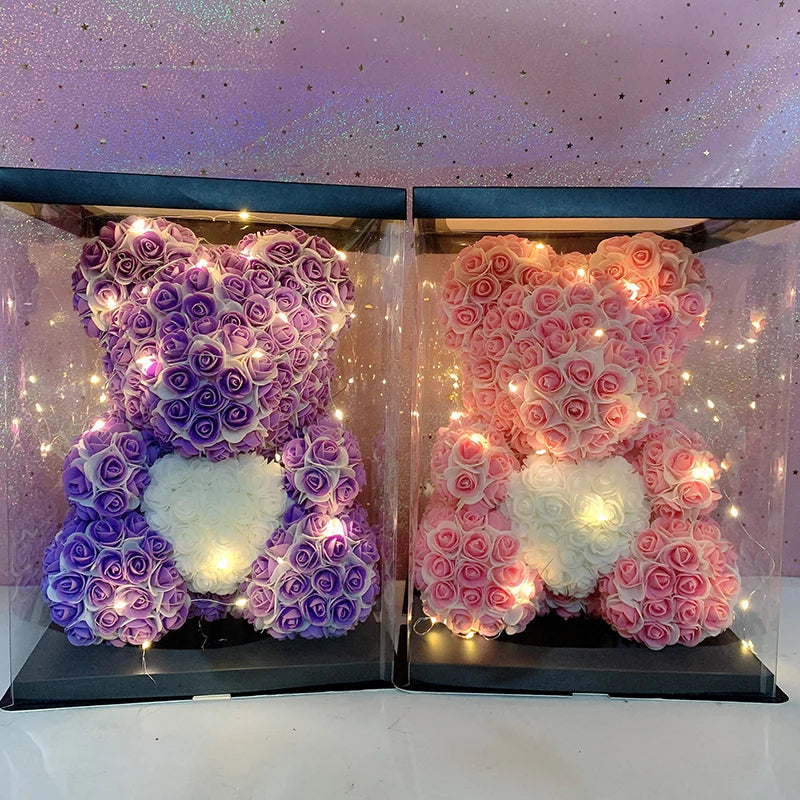 Oso de Peluche con Corazón de Rosas Artificiales